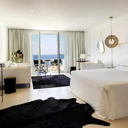 Myconian Collection - Preferred & Hotell Elia (Mykonos)
